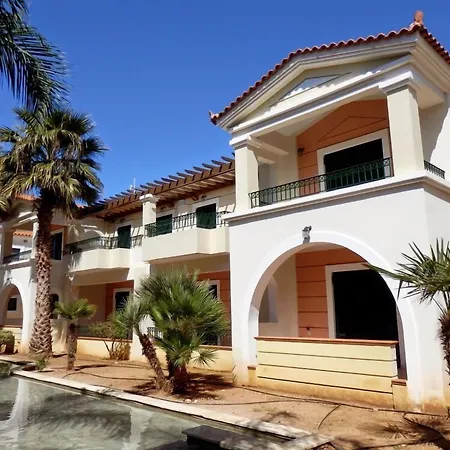 Aparthotel Messina 4*