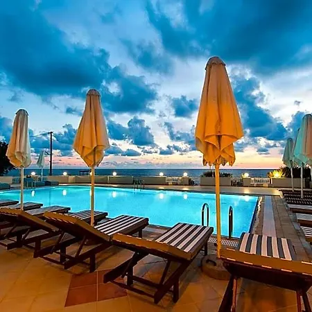 Messina 4*