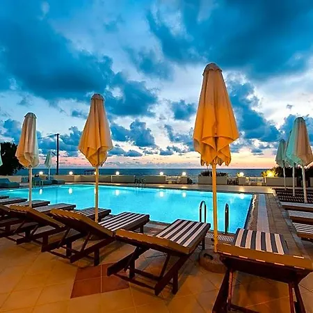 Messina 4*