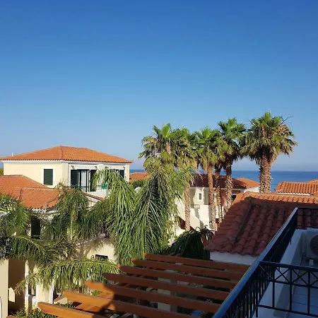 Ξενοδοχείο με διαμερίσματα Messina 4*