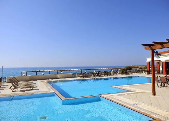 Aparthotel Messina Kyparissia