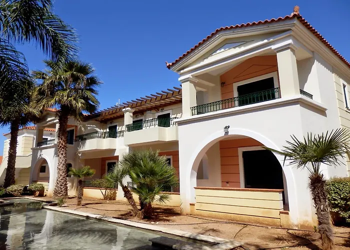 Messina Aparthotel Kyparissia