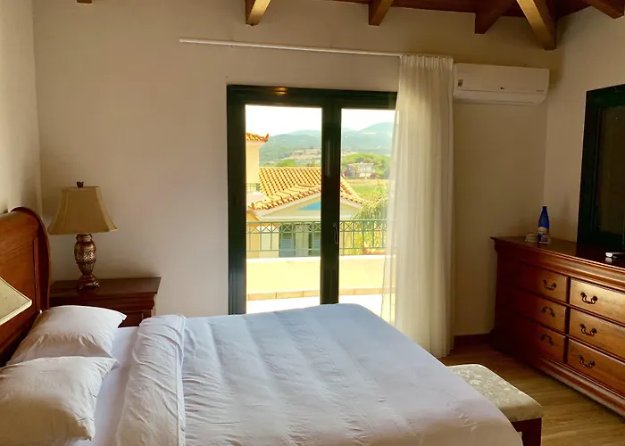 Aparthotel Messina Kyparissia